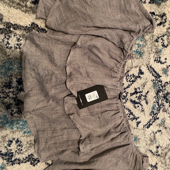 Ruffled crop top - Picture 3 of 4